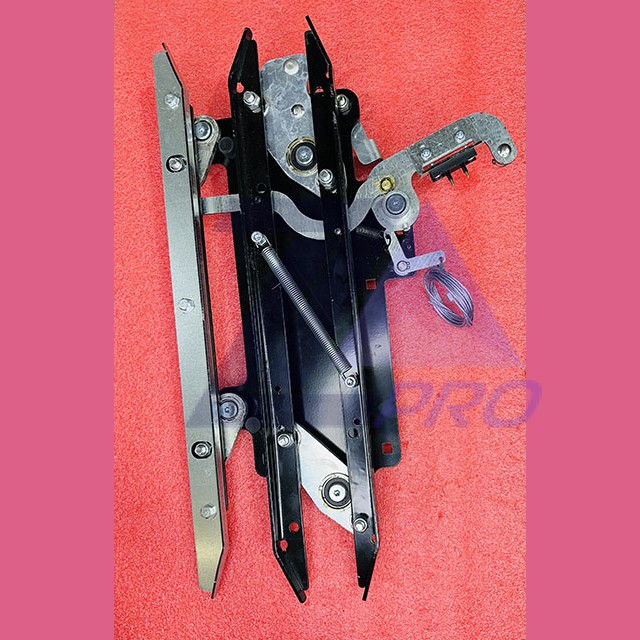 Отводка левое открывание CDL01 1002.021.9006V02-G02 ЗМ-0024452 МЭЛ